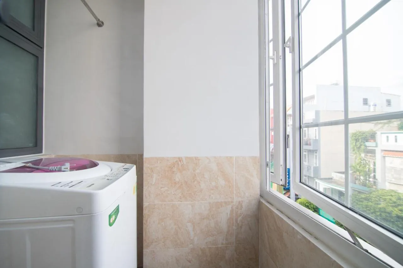 Guest house Reddoorz Premium Near E-Town Hotel Ho Chi Minh City