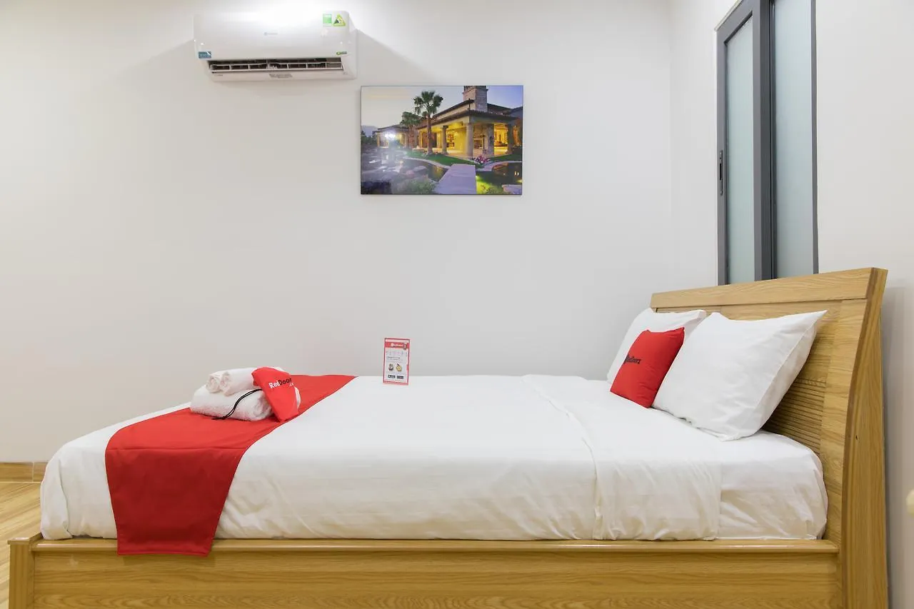 Reddoorz Premium Near E-Town Hotel Ho Chi Minh City Guest house